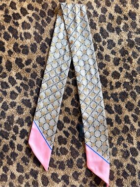 Gucci Beige GG Monogram Silk Twilly with Pink Tips